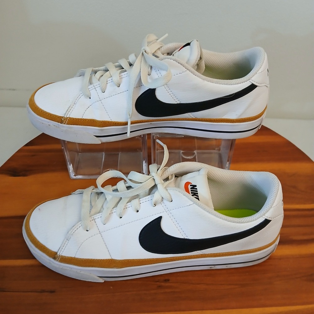 Nike Court Legacy Women 9 White Casual Shoes Sneakers DH3161-100